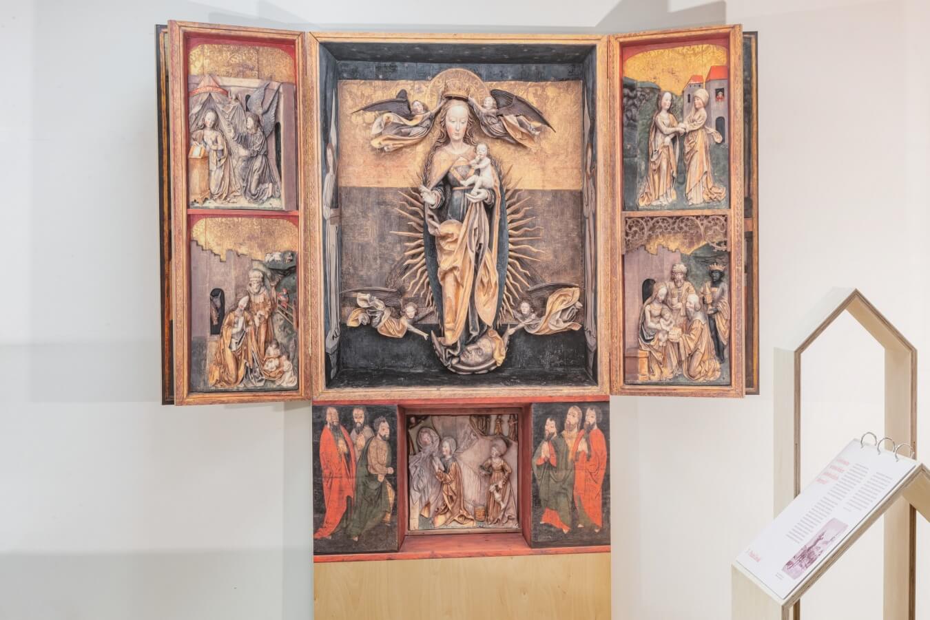 Madonna of Teplice / Furstenau installation via original 3D data, wood + paper print copy of the altar